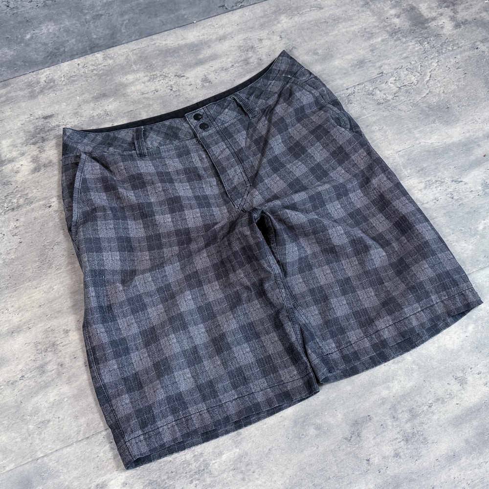 Y2K 00's Quiksilver Plaid Checkered Stripped Black Baggy Relax Fit Short's